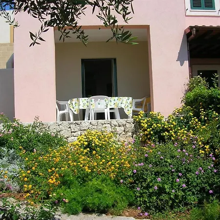 Holiday home La Brezza, Relax Nel Con Vista Mare